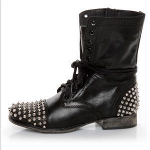 Steve Madden Tarnney Boots